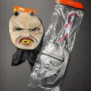 Kids Glow-In-The-Dark Ghost Monster Evil Halloween Mask With Plastic Chainsaw - Picture 1 of 6