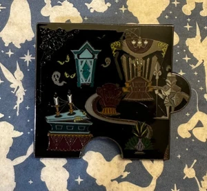 Rompecabezas ciego misterio misterio misterio mansión de salón de Disney: esquina superior izquierda - Imagen 1 de 3