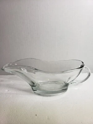 Vintage Anchor Hocking Clear Glass 10 Oz Glass Gravy Boat Made In USA #1028 EUC - Image 1 of 4