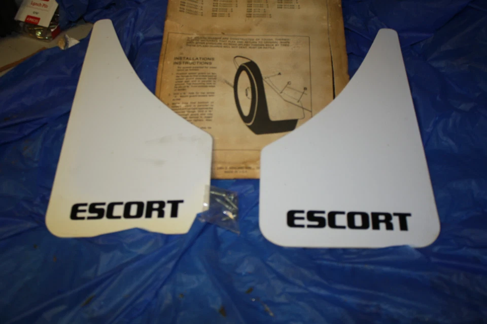 Ford Escort Splash Guards Mud Flaps White E3FZ-16A550 - Image 1 of 1