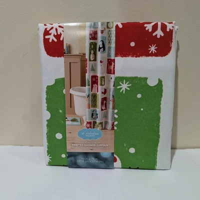 NUEVA Cortina de Ducha Estampada Holiday Cheer de Kohl's - Roja y Verde.  70" X 70" Foto 1 de 4