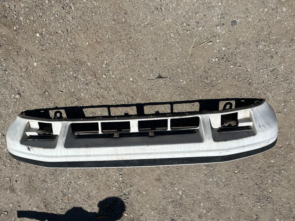 1988 TOYOTA CELICA GT 2DR МЯГКИЙ ВЕРХНИЙ ПЕРЕДНИЙ БАМПЕР ЧЕХОЛ БЕЛЫЙ - Изображение 1 из 1