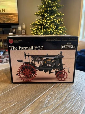Ertl Precision Series | The Farmall F-20 escala 1/16 No. 638 | Nuevo en caja con medalla Foto 1 de 4