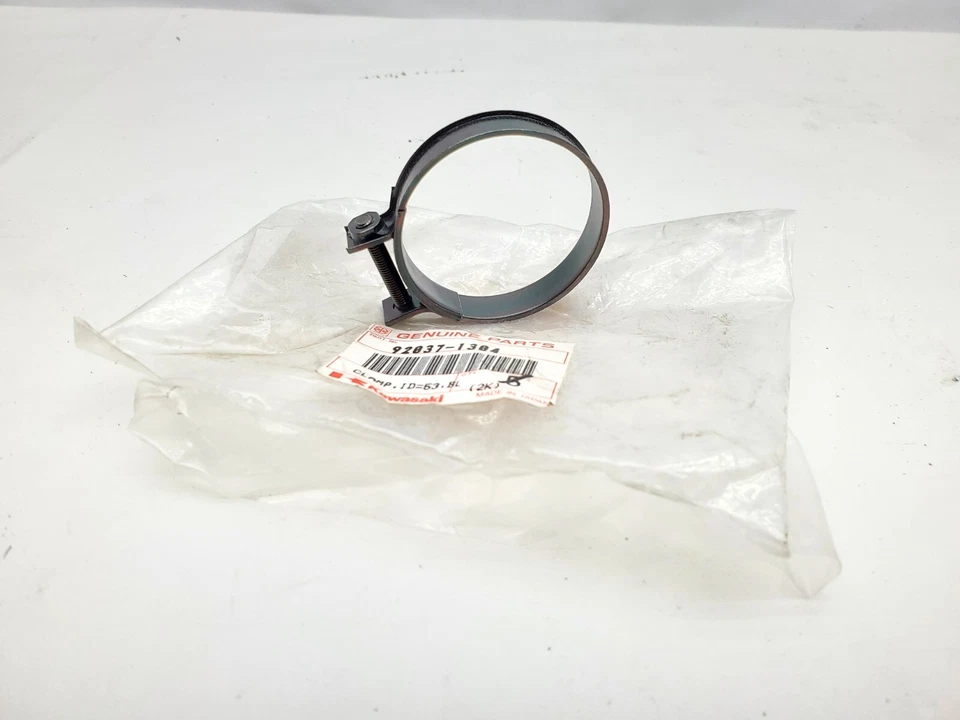 Nueva abrazadera Kawasaki Ninja 500 500R EX500 KLX300 kz1000 ID=53 NEGRA NOS 92037-1304 Foto 1 de 4