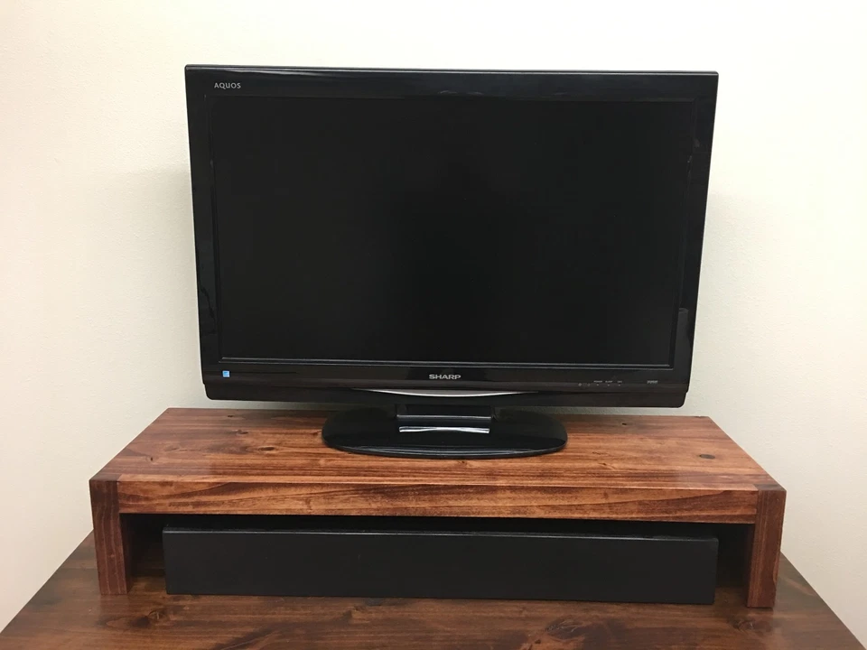 Elevador de TV/portátil/barra de sonido soporte moderno madera maciza hecho en EE. UU.  Foto 1 de 4