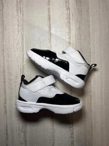 Nike Air Jordan Stay Loyal 3 Black/White TD 4.5 - Picture 1 of 9