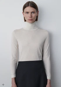 $1,390 THE ROW Ivory Fabua Top 100% Cashmere Turtleneck Sweater Women's XS NEW - Picture 1 of 15
