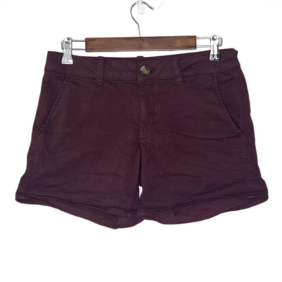American Eagle Mujer Informal Midi Chino Shorts Talla 6 Elástico Sólido Borgoña Foto 1 de 4
