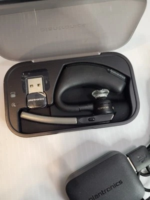 Plantronics B235-M Blue Tooth Black In-Ear Headsets - Image 1 of 4