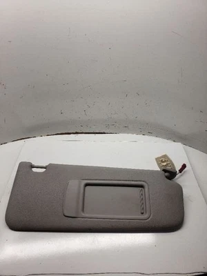 Viseira solar de passageiros vinil iluminado compatível com 10-16 BMW 535i 1221103 - Imagem 1 de 4