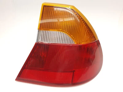 Chrysler 300M 1999-2000 OEM luz trasera de freno/lámpara lado del pasajero Foto 1 de 4