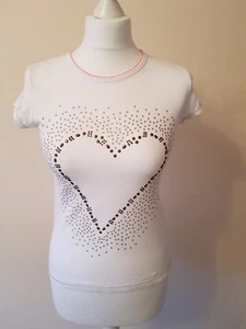 Camiseta George S/S Blanca con Motivo Corazón Amor Edad 11/12 - Excelente Estado - Imagen 1 de 3