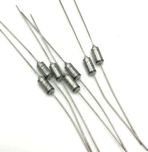 10 condensadores de tantalio axial Sprague Vishay 4,7uF/10V 150D-475X0010A2P NUEVOS - Imagen 1 de 4