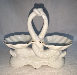 Elizabeth Arden 1979 Palais de Versailles Guest Soap Dish, Double Dolphins - Picture 1 of 11