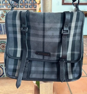 Burberry Check Messenger Bag Unisex 🔥Great Condition🔥 - Image 1 of 4