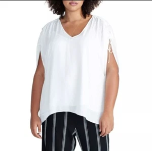 RACHEL Rachel Roy Ladies Trendy Plus Size 3X Comet Top 2 Pieces Color Ivory NWT - Picture 1 of 2