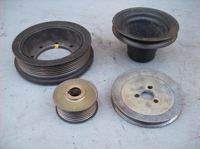 Juego de poleas de bomba de dirección asistida alternador cigüeñal turbo Porsche 944 Turbo Foto 1 de 4