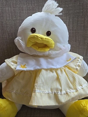 复古 Fisher Price Puffalump 毛绒鸭黄色白色礼服星星尼龙填充 — 第 1/4 张图片