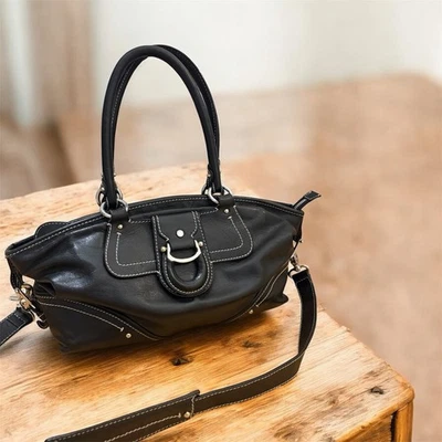 Aigner Handtasche Damen Umhängetasche Bag Damentasche Leder Schwarz Sehr gut z - Bild 1 von 4