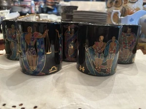 Taza de café horóscopo Zodiac 6 piezas gráficos l'image de colección - negra - 12 oz.- 1986 - Imagen 1 de 18