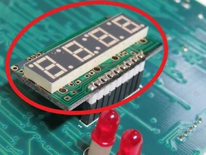 AP Productos Automáticos LCM o Estudio Máquina Expendedora Placa LED Pantalla NUEVO - Imagen 1 de 7