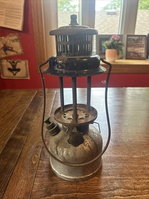 Agm Lantern 100 ( Stress Cracks) - Image 1 of 4