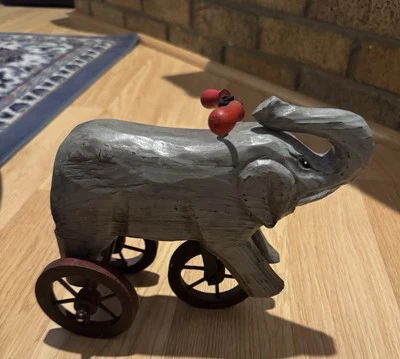 复古马戏团大象轮式三轮车手工制作木质原始民俗艺术 — 第 1/4 张图片
