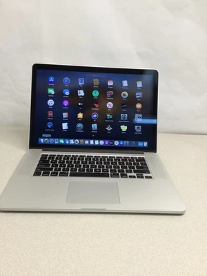Apple MacBook Pro Retina 15.4'' 2013 A1398 i7 3ª generación 2.4 Ghz 8 GB RAM 256 GB SSD Foto 1 de 4
