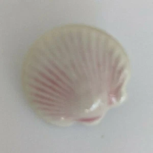 Ceramic Shell Button - 20 mm 4/5" - Picture 1 of 2