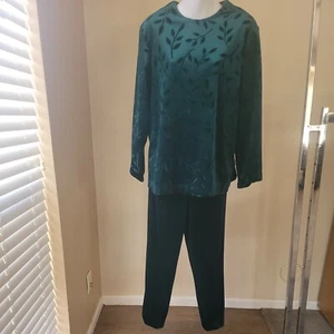 Vintage Patchington Pants and Blouse Jeweled Emerald Green Velvet Suit Small - Picture 1 of 10