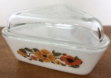 vintage pyrex triangle bowl made in England