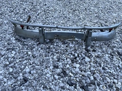 Parachoques trasero Volvo 544 Foto 1 de 3