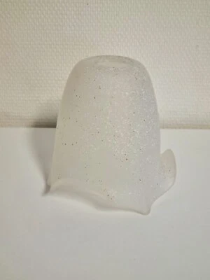 ANCIENNE TULIPE EN PÂTE DE VERRE DÉPOLI BLANCHE MOUCHETÉE. ART DÉCO 4 DISPONIBLE - Photo 1/4