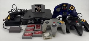Consola Nintendo 64 NUS-001 (EE. UU.) 3 mandos 1 juego (probado/funcionando) excelente - Imagen 1 de 14