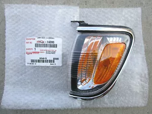 01-04 TOYOTA TACOMA FRONT LEFT SIDE TURN SIGNAL INDICATOR CORNER LIGHT OEM NEW - Picture 1 of 6