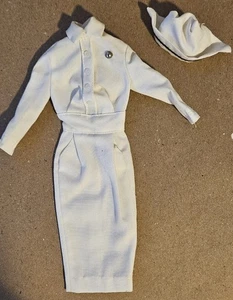 VINTAGE 1969 BARBIE KRANKENSCHWESTER JULIA PUPPE DIANHA CARROL # 1127 WEISSES KLEID KAPPE - Bild 1 von 14