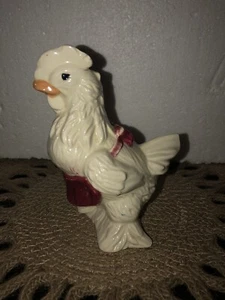 Vintage Ceramic Hen with Apron Farm House Decor 5.5"in X 3"in. - Picture 1 of 6