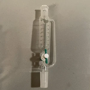 Chemglass Imbuto Aggiuntivo 60 ml Giunto Graduato 24/40 con Rubinetto di Arresto in PTFE - Foto 1 di 4