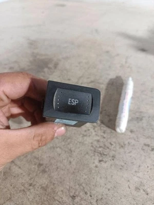 Centralina VW BORA Variant 1J6 per impianto frenante 1J0927134A 1.90 Diesel 31502562 - Immagine 1 di 4