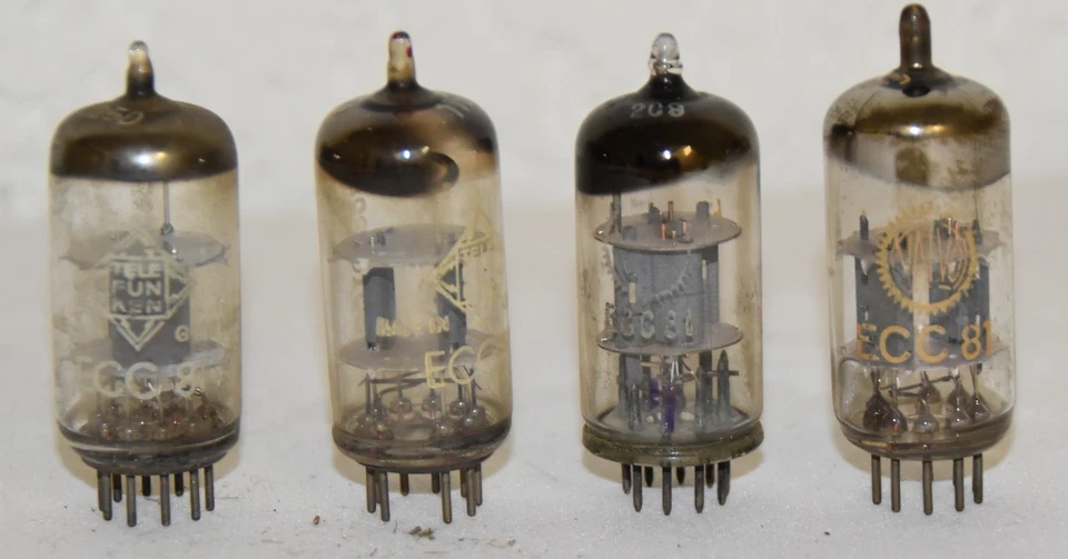 Konvolut Röhren ECC81, 2 Telefunken, 2 Valvo, Geprüft - Bild 1 von 1