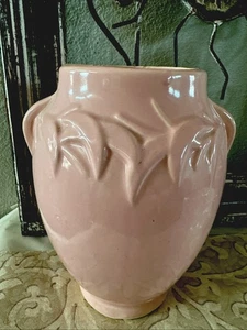 McCoy Pottery Vase Dusty Rose Pink Vintage 50’s 7x8.5” Art Deco - Picture 1 of 8