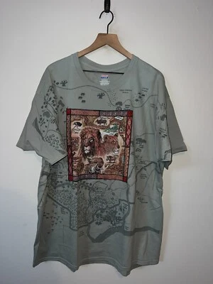 Camisa Reino Animal de los Parques Disney Mapa AOP Estampado Completo Camiseta Gráfica Verde 2XL Foto 1 de 4