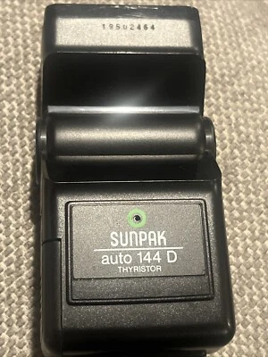 SUNPAK Auto 144 D Thyristor Flash Tested #011 - Image 1 of 4