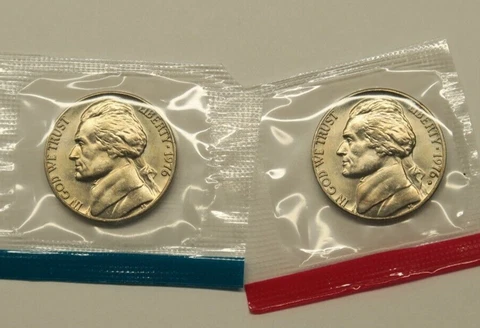 1976 P & D Uncirculated Jefferson Nickels in Mint Cello, Free Shipping Cover