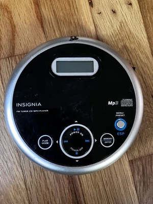 Insignia NS-P5113, портативный проигрыватель компакт-дисков, FM-тюнер и воспроизведение MP3, протестирован и работает  - Изображение 1 из 4