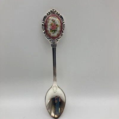 Cuchara de recuerdo floral rosa vintage plateada esmaltada hecha en Corea  Foto 1 de 4
