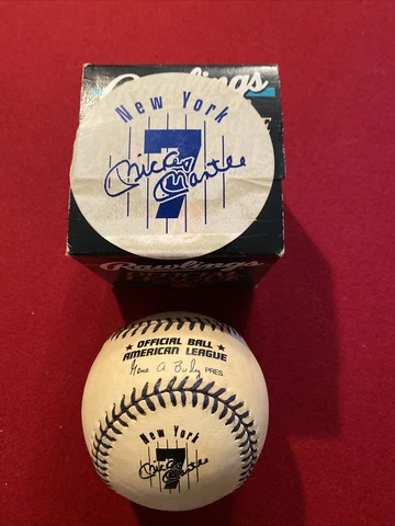 Rawlings Mickey Mantle #7 New York Yankees Commemorative Baseball Nice Condition Cover