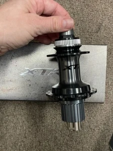 Shimano XTR FH-M9111 Rear Disc Hub - Centerlock 28hole Microspline, 142mm - Picture 1 of 5