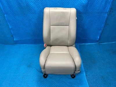 Toyota Sequoia Front Driver's Seat Ivory:LG44 Leather 36k 2011-2017 OEM - Изображение 1 из 4