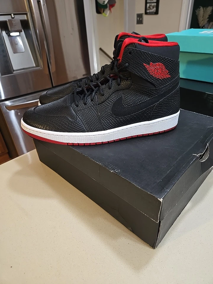 Talla 12 - Air Jordan 1 Retro Nuevo Alta Piel de Serpiente NUEVO RB Última Venta 600$ Foto 1 de 4